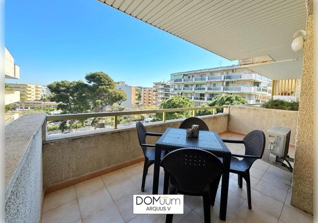 Domuum Holidays - Arquus V Salou Exterior foto